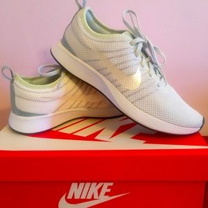 Nike shoe, size:9, like new